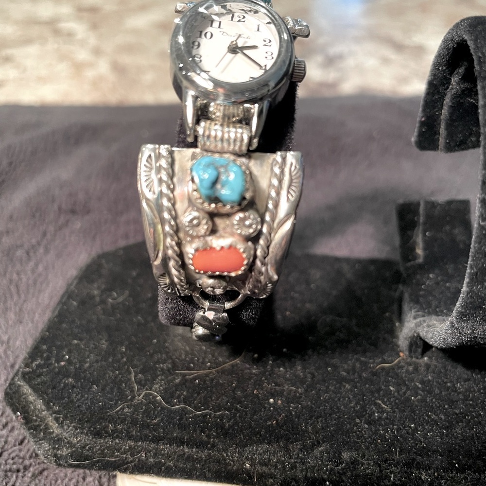 Vintage Navajo Turquoise & Coral Nugget Watchband Featuring New Watch - Picture 2 of 10